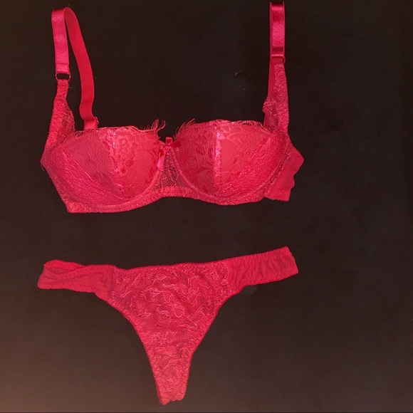 NEW ASOS Boudoir Lace Balconette Bra and Thong Set - Picture 6 of 6